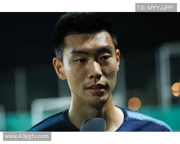 生计后期当锋卫摇摆人?冯伯元:不喜爱踢后卫,就喜爱踢中锋